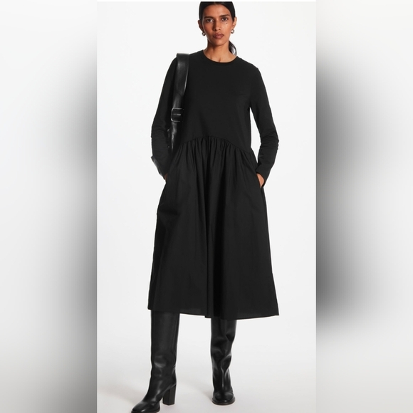 cos contrast panel maxi dress CONTRAST-PANEL MAXI DRESS - BLACK
